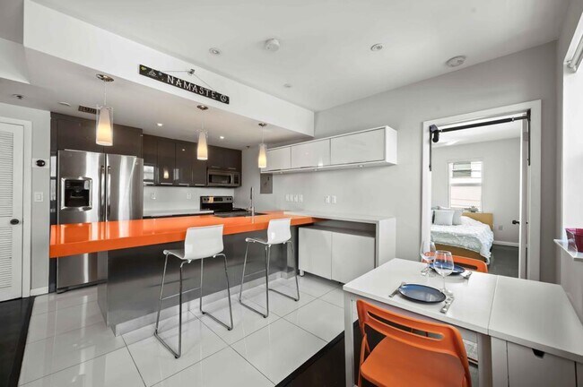 Photo - 802 Euclid Ave Unidad 303