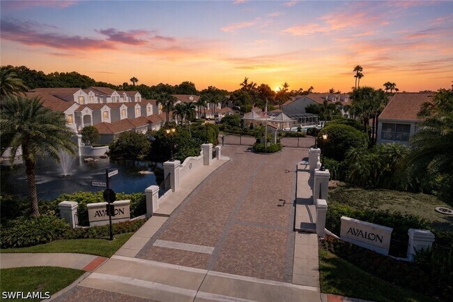 Photo - 8420 Excalibur Cir Unit R12