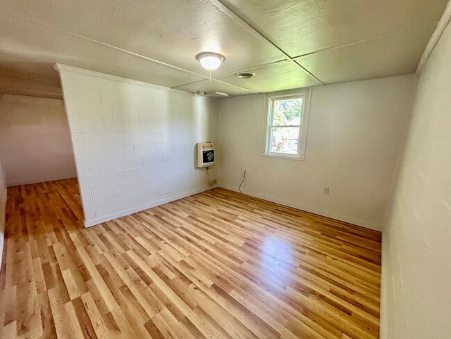 Photo - 1 Bedroom in Lexington! Unit 2