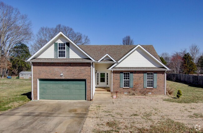 Building Photo - Country Living with City Sharpness Rental