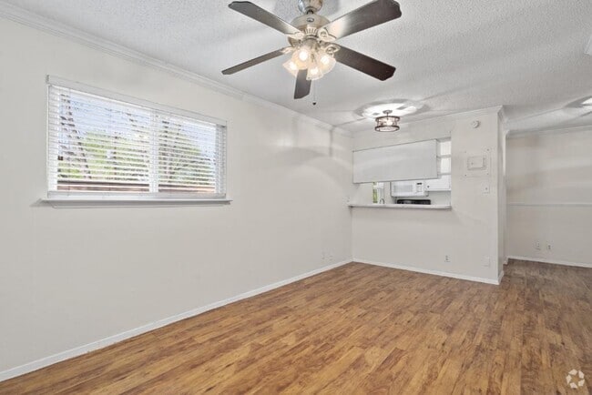 Building Photo - 4103 Speedway Unit 203 Rental