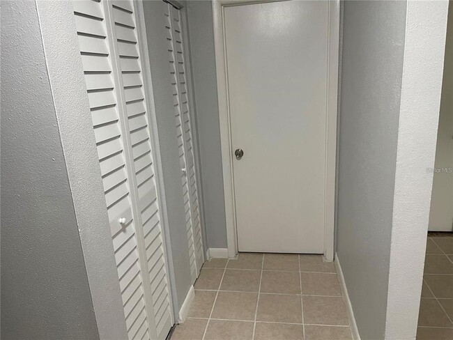 Photo - 2811 SW Archer Rd Unit R144