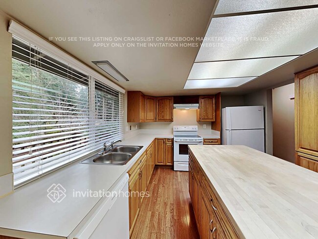 Photo - 8702 61st St W