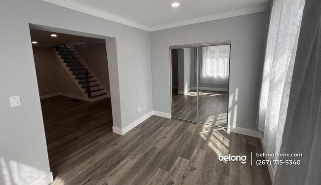 Photo - 7048 N Broad St