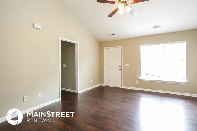 Photo - 604 Walnut Crossing Dr