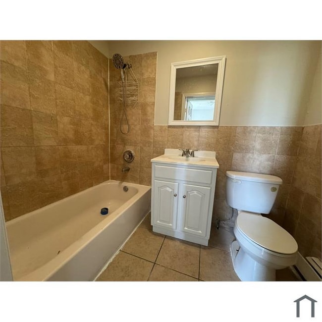 Photo - 142 Johnson Ave Unidad 4BR