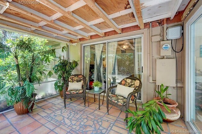 Photo - 2338 NE Patrician