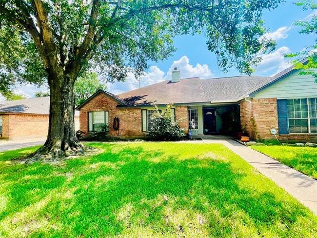 Building Photo - 19319 Lazy Valley Dr