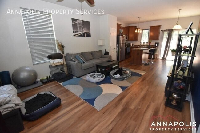 Photo - 807 Croggan Cres