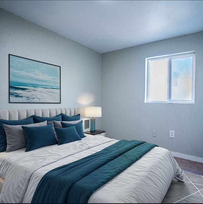 Photo - 1507 W 17th St