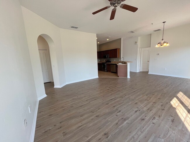 Photo - 6410 S Goldenrod Rd Unidad 5a