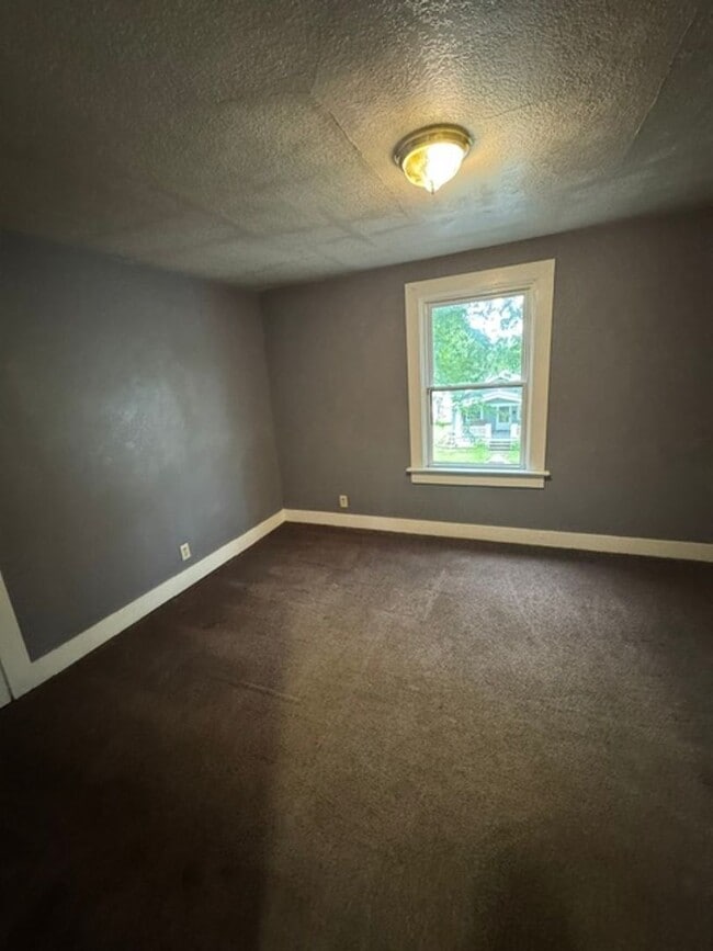 Photo - 1707 Tecumseh St