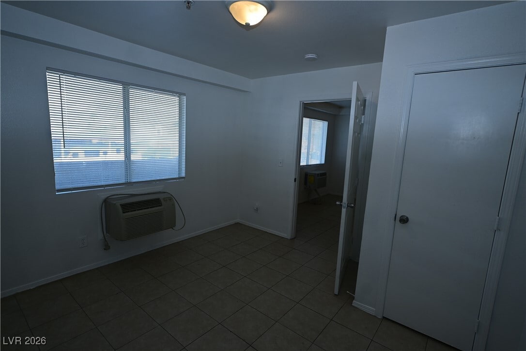 Photo - 3017 E Carey Ave Unidad 4