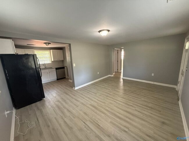 Photo - 74 Derrick Dr