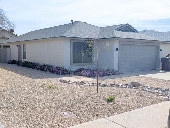 Building Photo - 11807 N 76th Ave