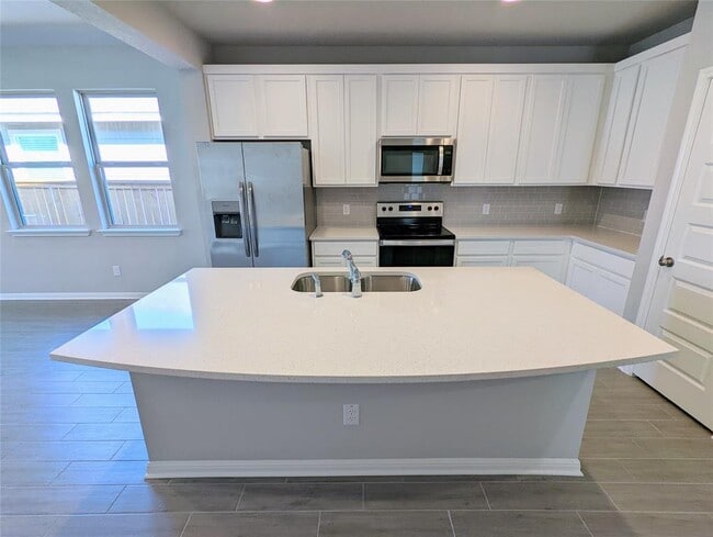 Photo - 121 Drifter Ln