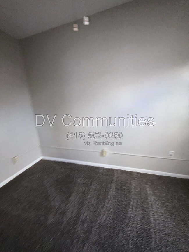Photo - 3417 Storer Ave