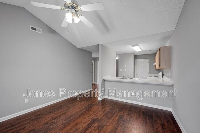 Photo - 1526 Union Rd