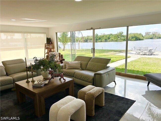 Photo - 337 Shore Dr