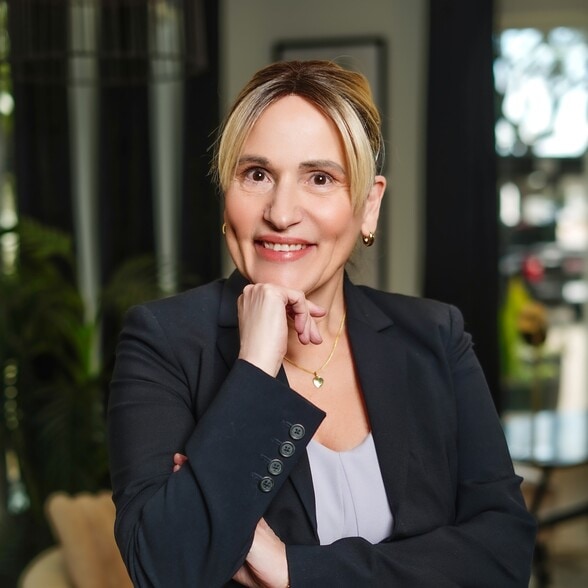 Sandra Drake