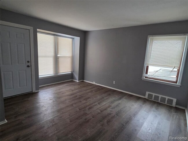 Photo - 1139 Bassett St