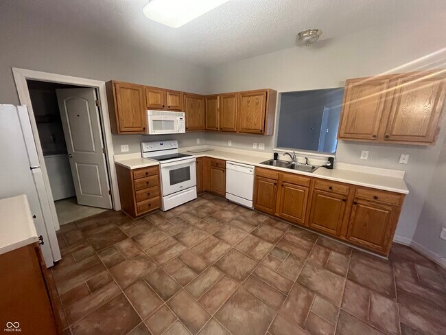 Photo - 7123 Dublin Ln