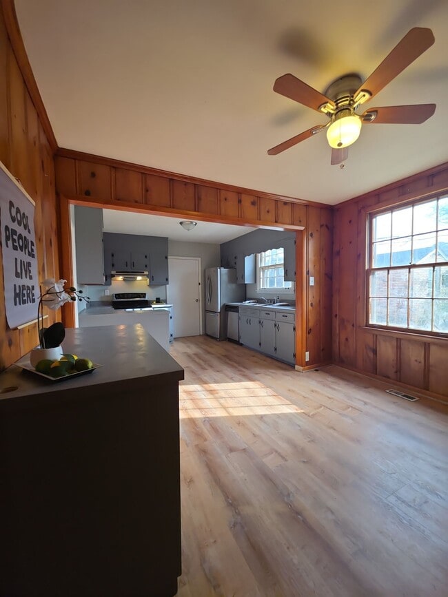 Photo - 4411 NW Kenwood Dr