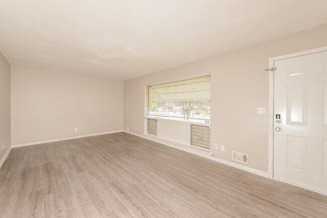 Photo - 2230 Kilarney Rd