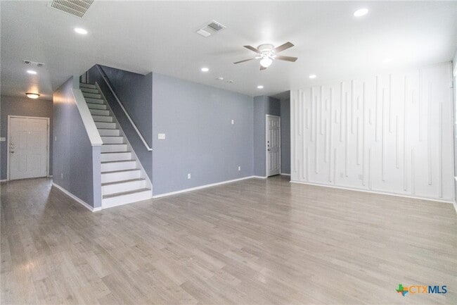 Photo - 6505 Clear Brook Dr House