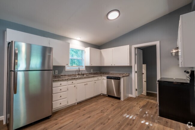 Building Photo - Newly Renovated 3bed 2bath Rental