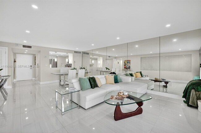 Photo - 3000 E Sunrise Blvd Unidad 14C