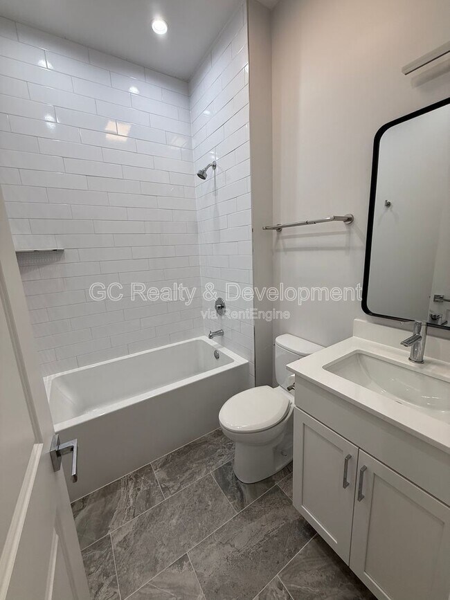 Photo - 5071 N Northwest Hwy Unit 301