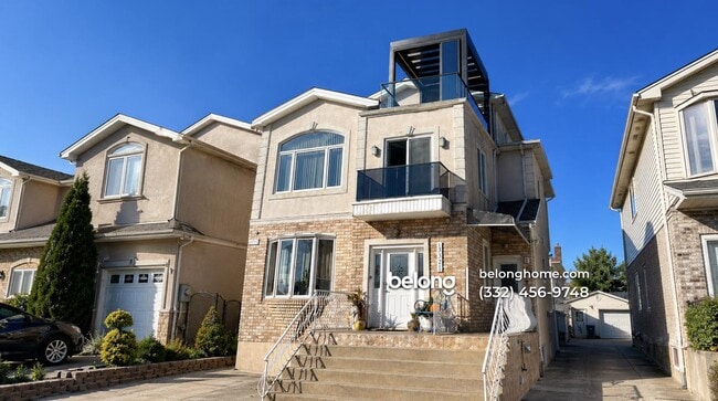 Building Photo - 3715 Mermaid Ave