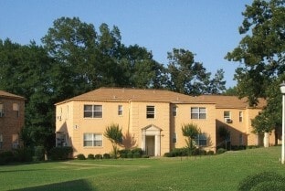 Oak Meadows Apartments - Oak Meadows Apartments