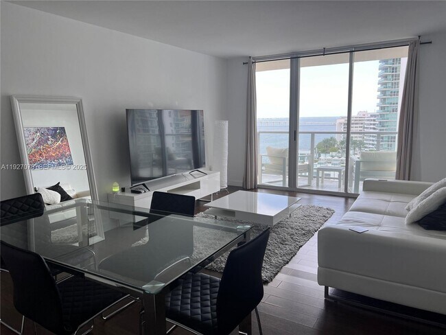 Photo - 1155 Brickell Bay Dr Unit 1607