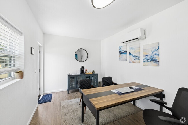 Clement Crossing Apartments