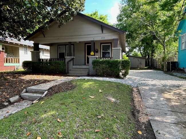 Photo - 2512 E 11th Pl House