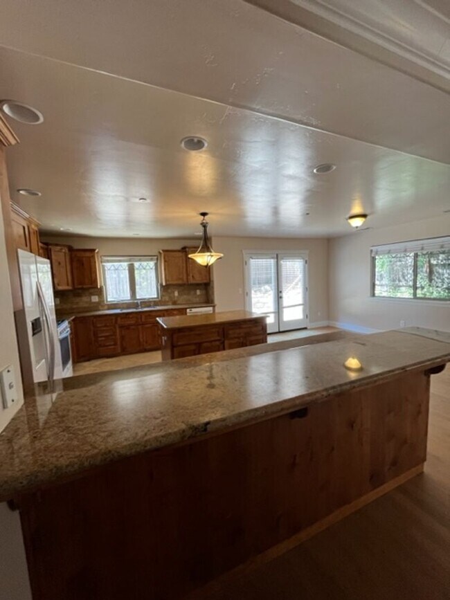 Photo - 241 Foothill Blvd