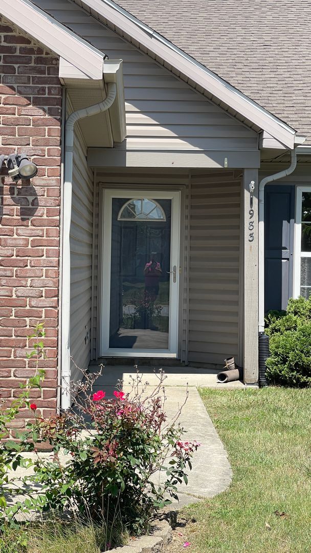 1983 Ellison Dr