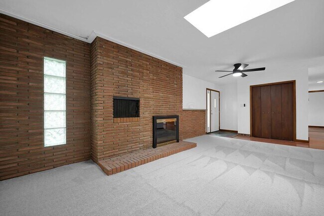 Photo - 760 Drummond Ct