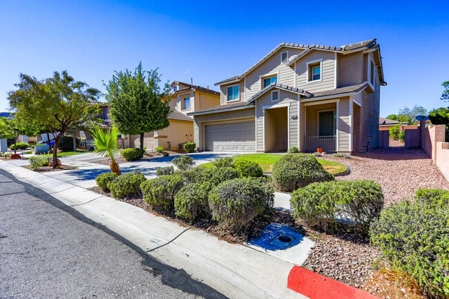 Photo - 3 Bed and Loft Summerlin Beauty