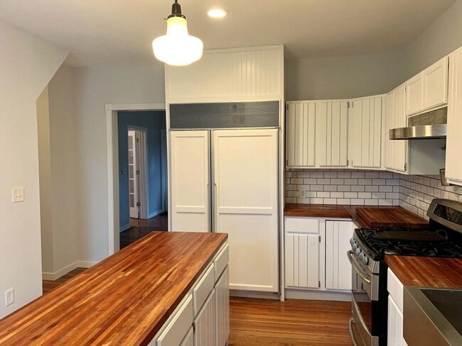 Photo - 3BR 1.5BA Twin Lakes Home
