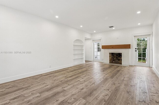 Photo - 3002 Segovia St Unit 3002