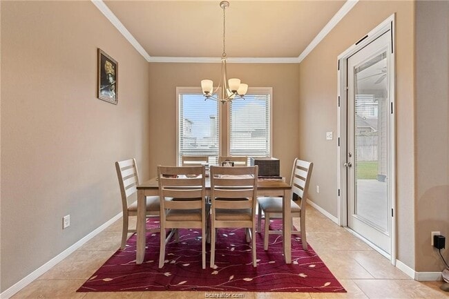 Photo - 2523 Warkworth Ln