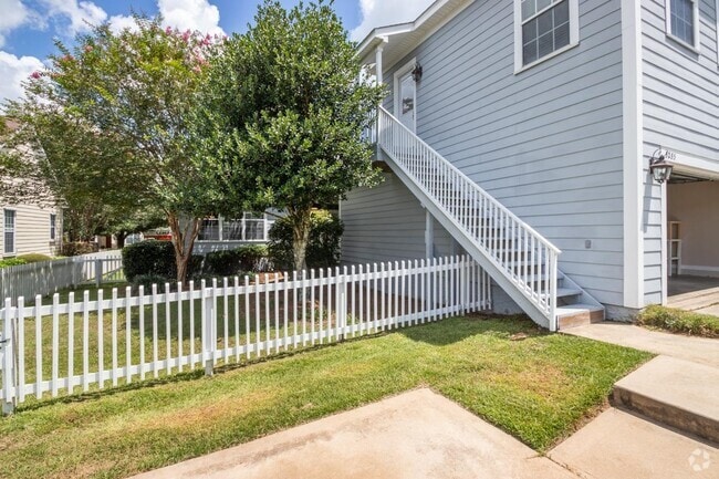 Building Photo - 3253 Stanhope Dr Rental