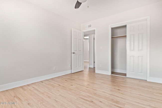 Photo - 1611 W 5th St
