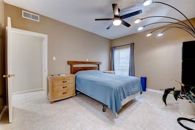 Photo - 2300 Augusta Dr Unit 29