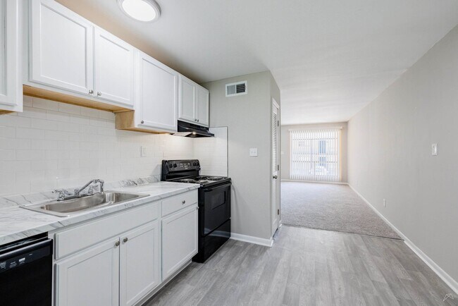 Photo - Premium 2 Bedroom Apartments in Atlanta, GA | 750 Sq Ft Upgraded Floor Plan at Monteleone Apartments Unit 12