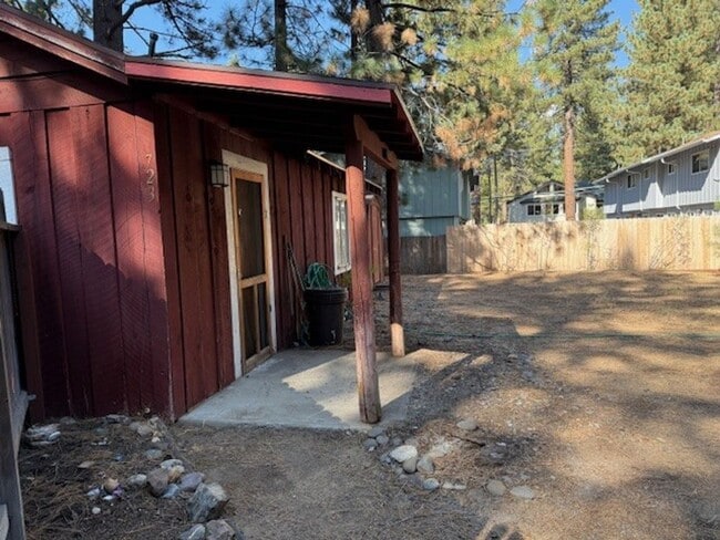 Photo - Quiet private one level cabin