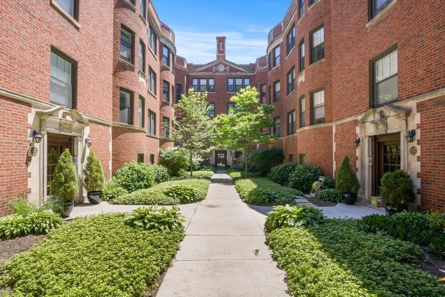 Photo - 1427 W Elmdale Ave Unidad 1B Rental